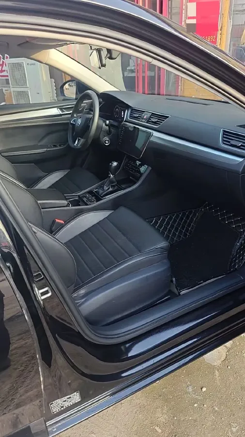 2023 Skoda Superb 1.4T 150HP L4 7DCT,autocango,china used car exporter,china ev exporter,chinese used car exporter,chinese used ev exporter