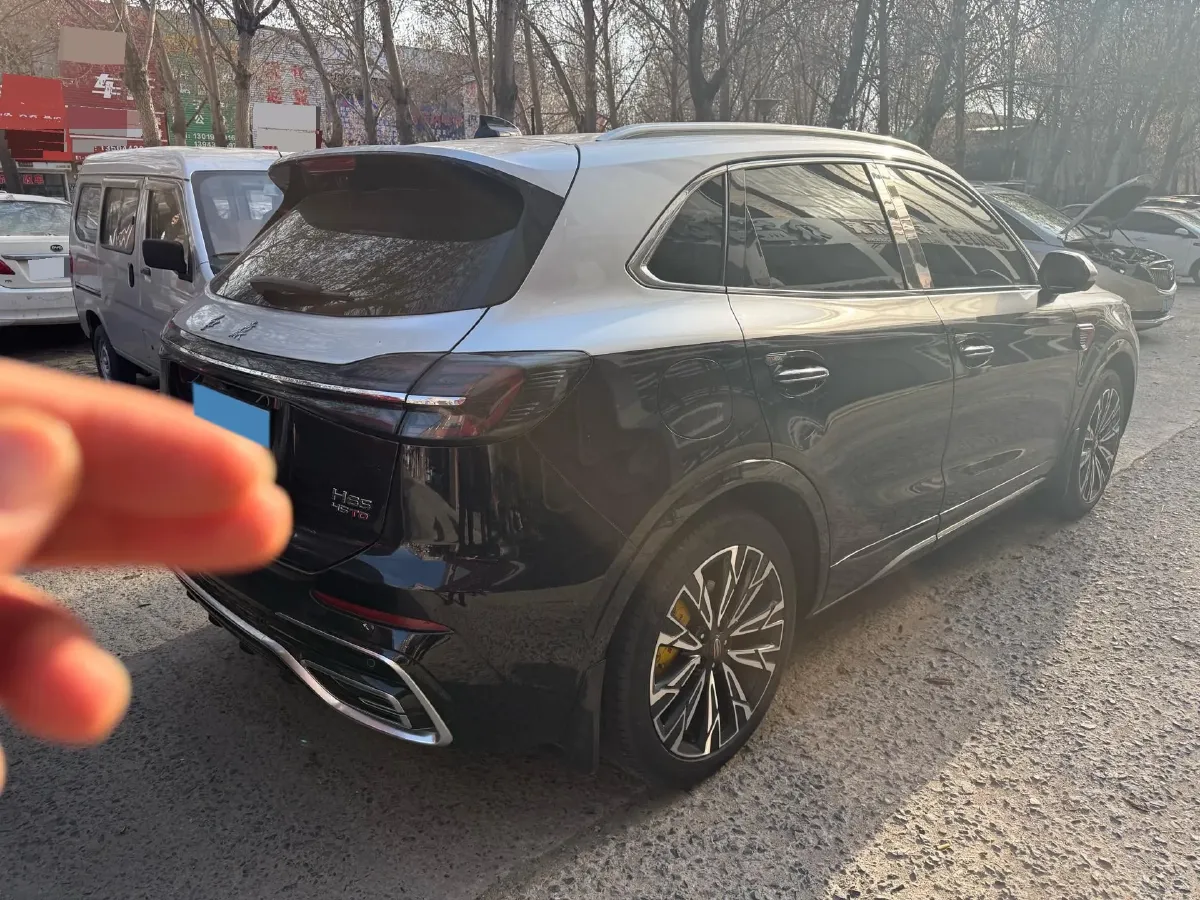 2023 HongQi HS5 2.0T 252HP L4 8AT,autocango,china used car exporter,china ev exporter,chinese used car exporter,chinese used ev exporter