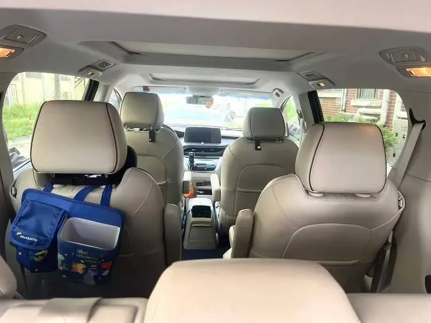 2022 Buick GL8 2.0T 237HP L4 9AT,autocango,china used car exporter,china ev exporter,chinese used car exporter,chinese used ev exporter