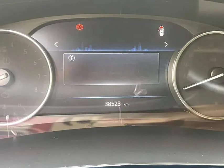 2022 Buick GL8 2.0T 237HP L4 9AT,autocango,china used car exporter,china ev exporter,chinese used car exporter,chinese used ev exporter