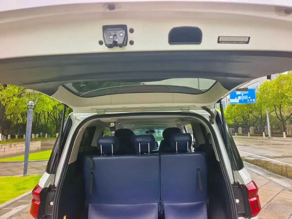 2023 MAXUS G20 2.0T 163HP L4 8AT,autocango,china used car exporter,china ev exporter,chinese used car exporter,chinese used ev exporter