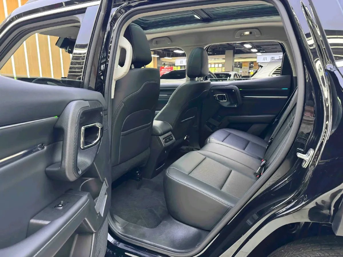 2023 Dongfeng PaLaSuo 2.0T 228HP L4 8AT,autocango,china used car exporter,china ev exporter,chinese used car exporter,chinese used ev exporter