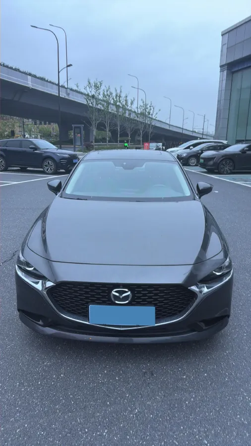 2020 Mazda 3 Axela 2.0L 158HP L4 6AT,autocango,china used car exporter,china ev exporter,chinese used car exporter,chinese used ev exporter