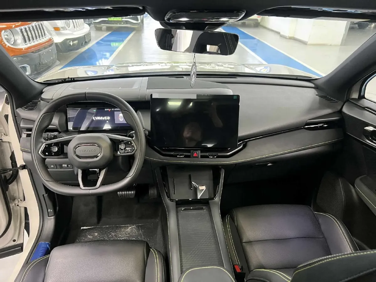 2025 LYNK&CO 06 1.5T 181HP L4 7DCT,autocango,china used car exporter,china ev exporter,chinese used car exporter,chinese used ev exporter