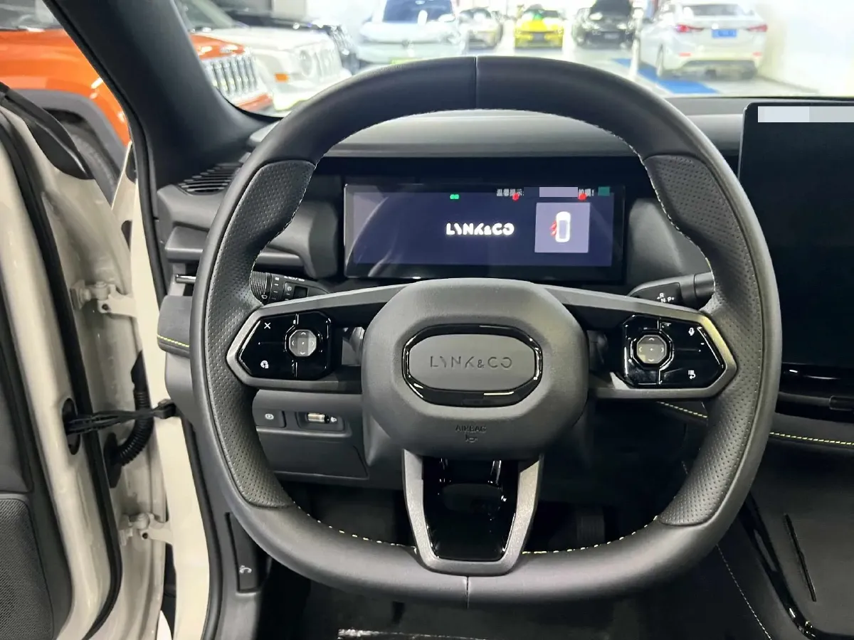2025 LYNK&CO 06 1.5T 181HP L4 7DCT,autocango,china used car exporter,china ev exporter,chinese used car exporter,chinese used ev exporter