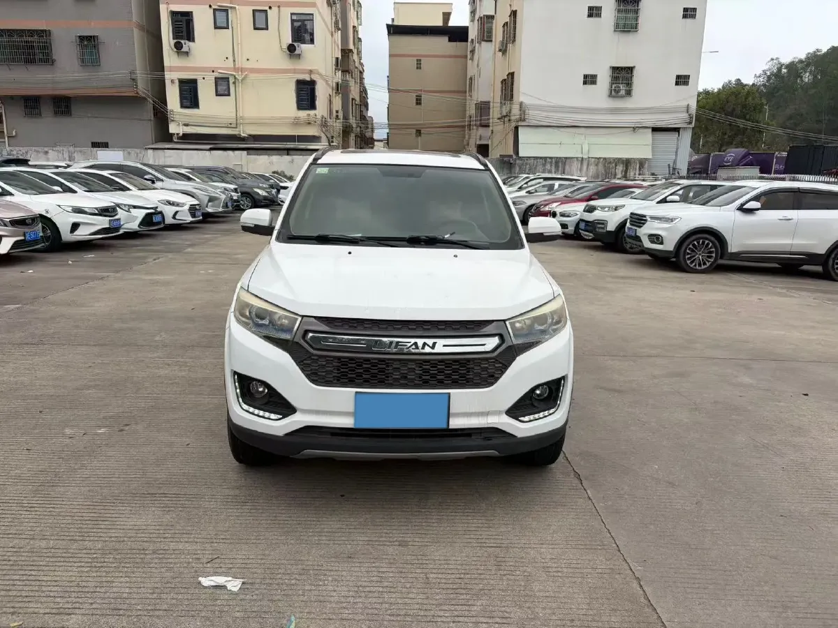 2017 Bestune B30 1.6L 109HP L4 6AT,autocango,china used car exporter,china ev exporter,chinese used car exporter,chinese used ev exporter