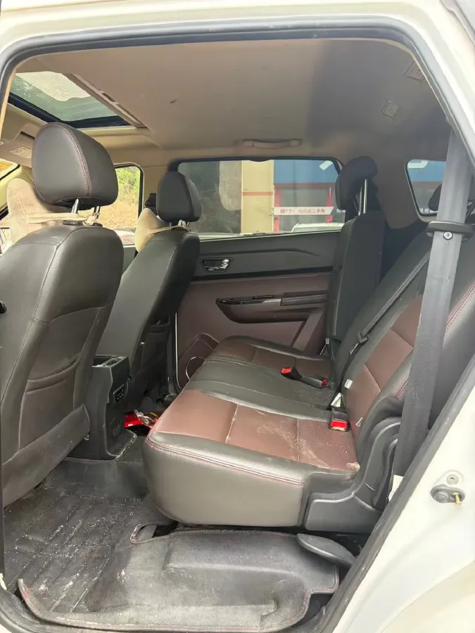 2017 Bestune B30 1.6L 109HP L4 6AT,autocango,china used car exporter,china ev exporter,chinese used car exporter,chinese used ev exporter