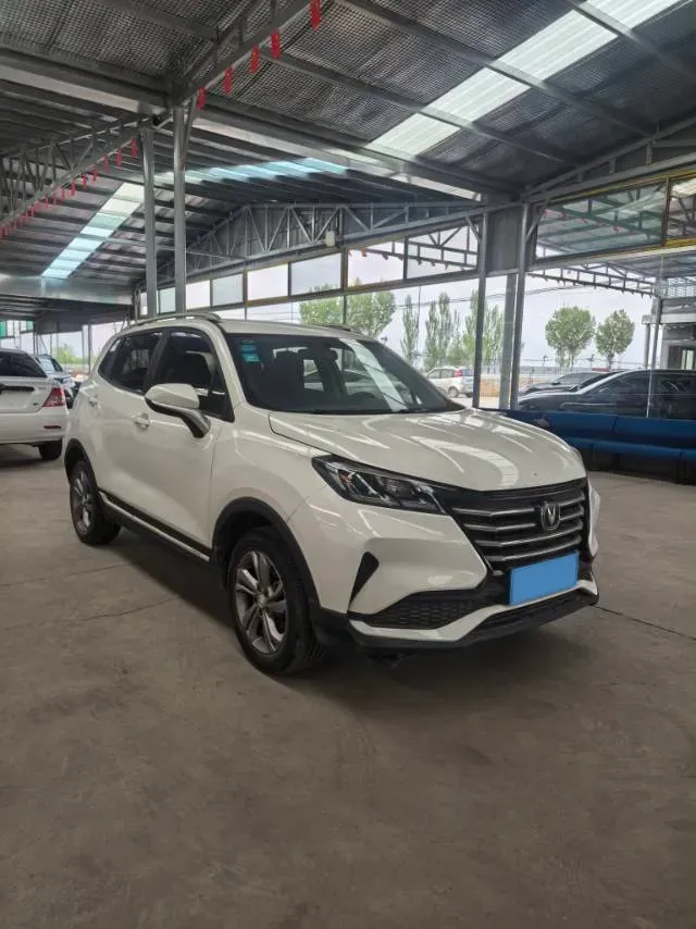 2019 ChangAn CS15 1.5L 107HP L4 5MT,autocango,china used car exporter,china ev exporter,chinese used car exporter,chinese used ev exporter