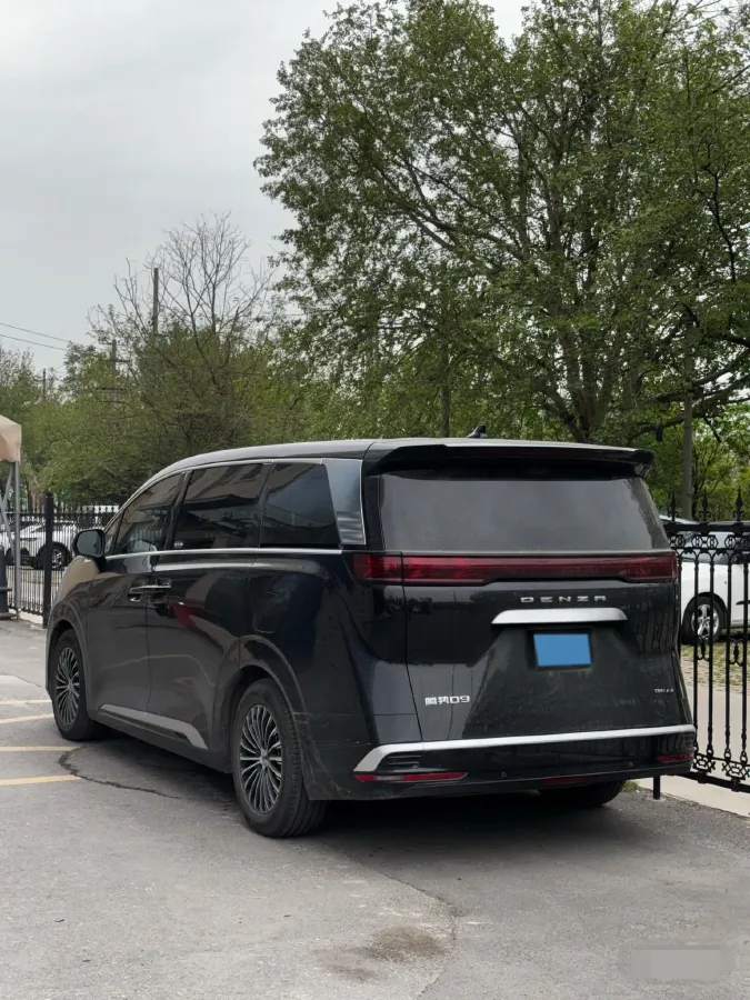 2022 Mercedes-Benz GLC Class 2.0T 197HP L4 9AT,autocango,china used car exporter,china ev exporter,chinese used car exporter,chinese used ev exporter