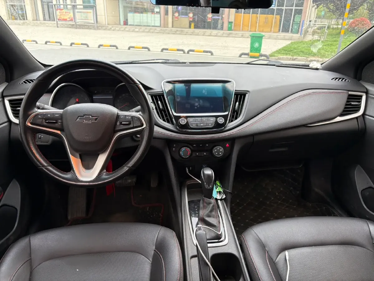 2022 Chevrolet Monza 1.3T 163HP L3 6AT,autocango,china used car exporter,china ev exporter,chinese used car exporter,chinese used ev exporter
