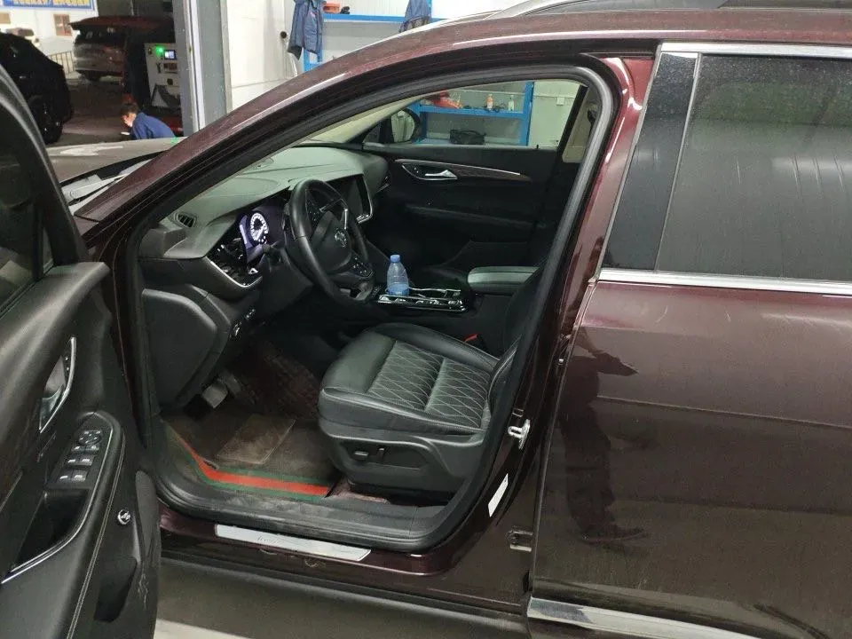 2022 Buick EnvisionPlus 2.0T 237HP L4 9AT,autocango,china used car exporter,china ev exporter,chinese used car exporter,chinese used ev exporter