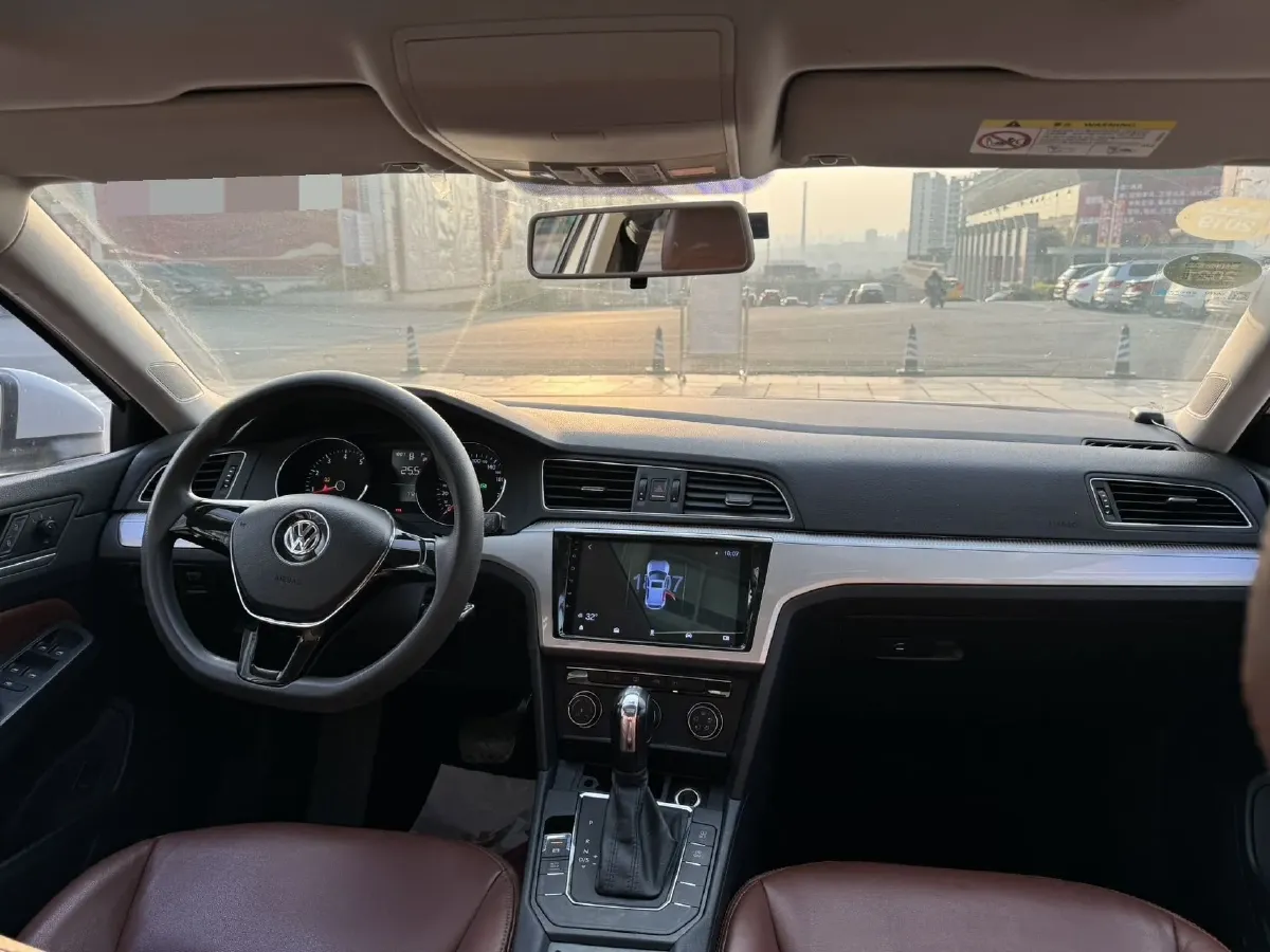 2018 Volkswagen Lamando 1.4T 131HP L4 7DCT,autocango,china used car exporter,china ev exporter,chinese used car exporter,chinese used ev exporter