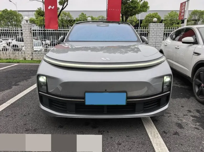 2023 Li L8 Range Extended 154HP REEV 40.9KWH,autocango,china used car exporter,china ev exporter,chinese used car exporter,chinese used ev exporter