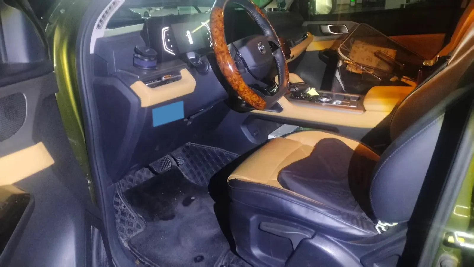 2023 ChangAn LanTuoZhe 2.0T 233HP L4 8AT,autocango,china used car exporter,china ev exporter,chinese used car exporter,chinese used ev exporter