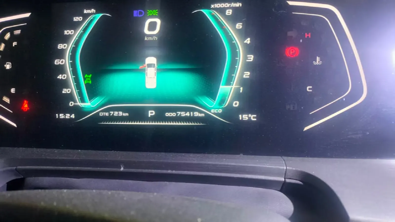 2023 ChangAn LanTuoZhe 2.0T 233HP L4 8AT,autocango,china used car exporter,china ev exporter,chinese used car exporter,chinese used ev exporter