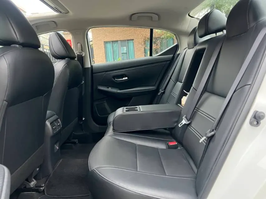 2023 Nissan Sylphy 1.6L 135HP L4 CVT,autocango,china used car exporter,china ev exporter,chinese used car exporter,chinese used ev exporter