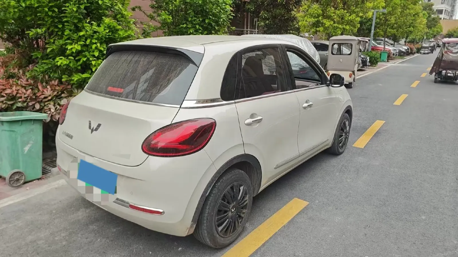 2023 WuLing BinGuo BEV 31.9KWH,autocango,china used car exporter,china ev exporter,chinese used car exporter,chinese used ev exporter