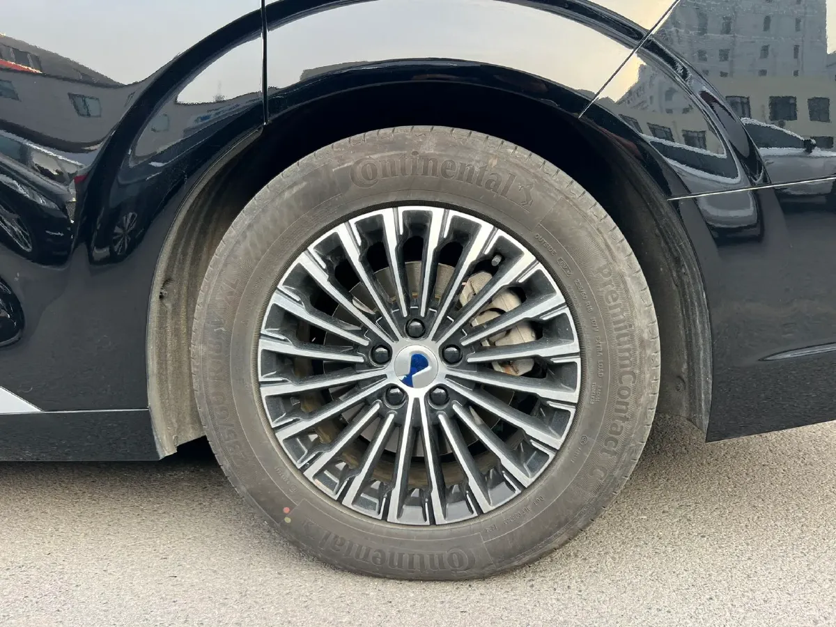 2024 Denza D9 1.5T 139HP L4 E-CVT PHEV 40KWH,autocango,china used car exporter,china ev exporter,chinese used car exporter,chinese used ev exporter