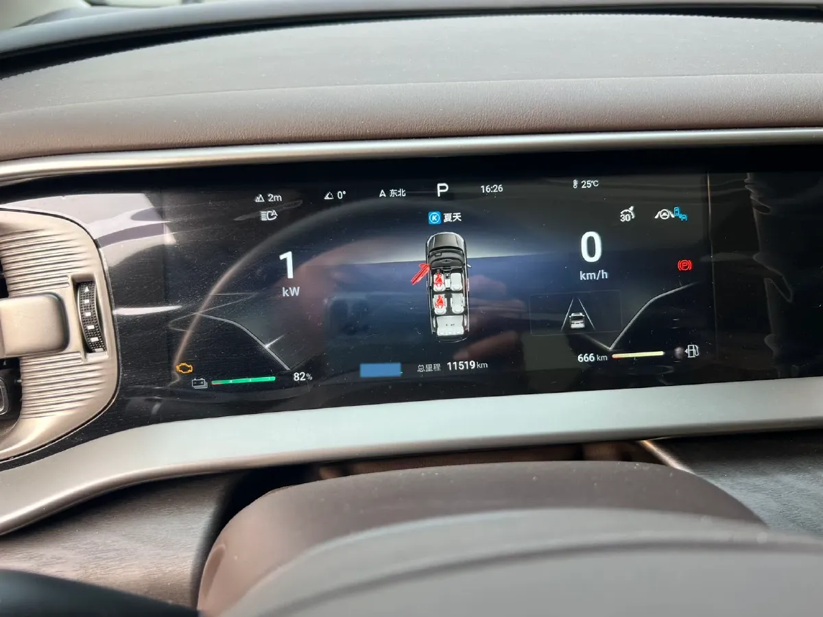 2024 Denza D9 1.5T 139HP L4 E-CVT PHEV 40KWH,autocango,china used car exporter,china ev exporter,chinese used car exporter,chinese used ev exporter