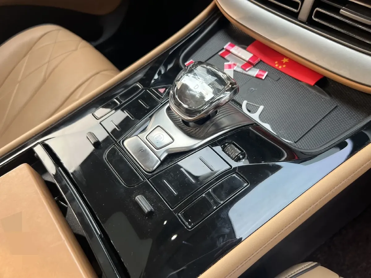 2024 Denza D9 1.5T 139HP L4 E-CVT PHEV 40KWH,autocango,china used car exporter,china ev exporter,chinese used car exporter,chinese used ev exporter