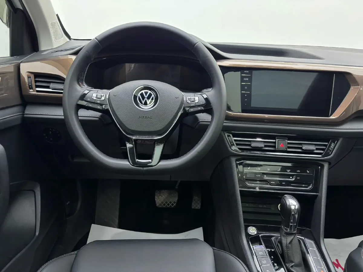 2022 Volkswagen Tharu 1.4T 150HP L4 7DCT,autocango,china used car exporter,china ev exporter,chinese used car exporter,chinese used ev exporter