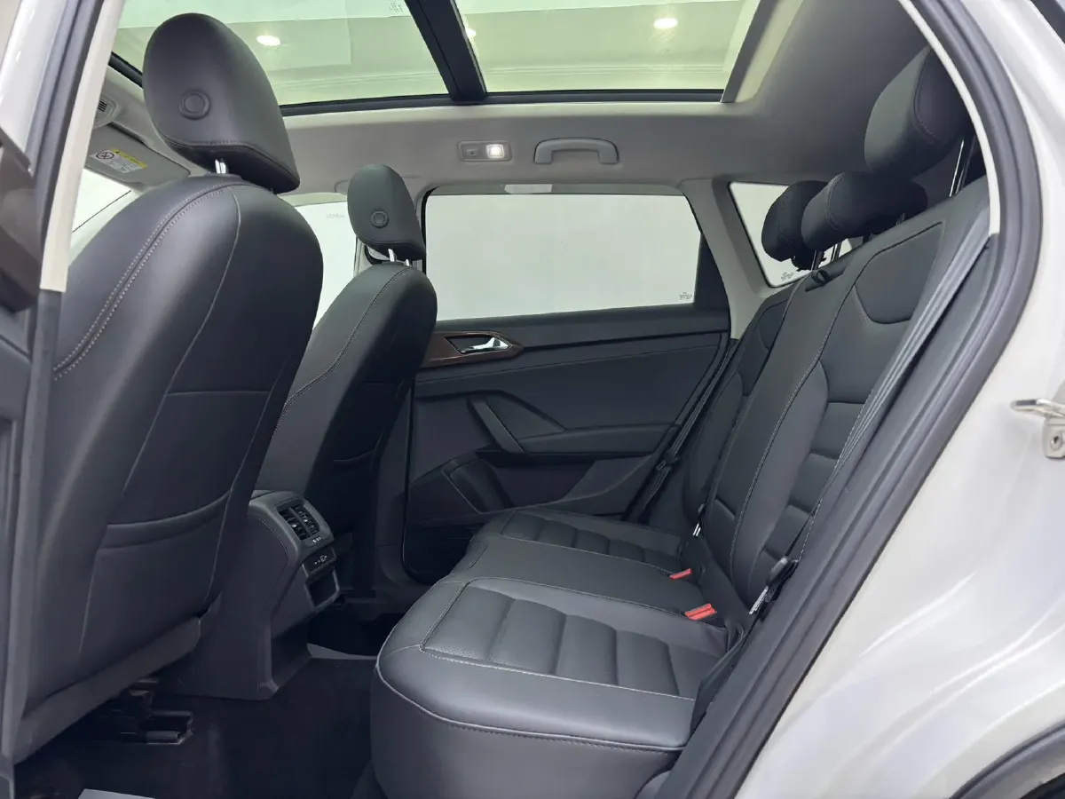 2022 Volkswagen Tharu 1.4T 150HP L4 7DCT,autocango,china used car exporter,china ev exporter,chinese used car exporter,chinese used ev exporter