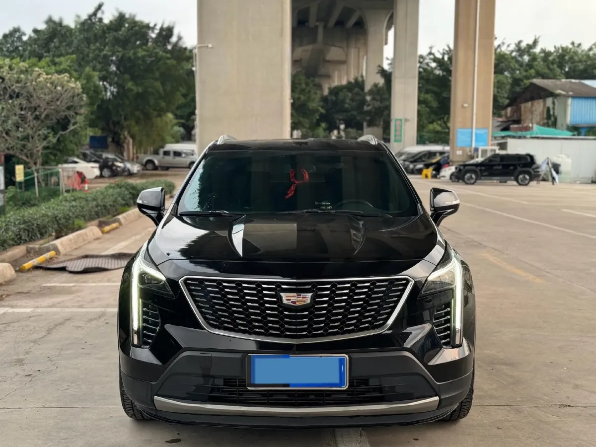 2021 Cadillac XT4 2.0T 237HP L4 9AT,autocango,china used car exporter,china ev exporter,chinese used car exporter,chinese used ev exporter