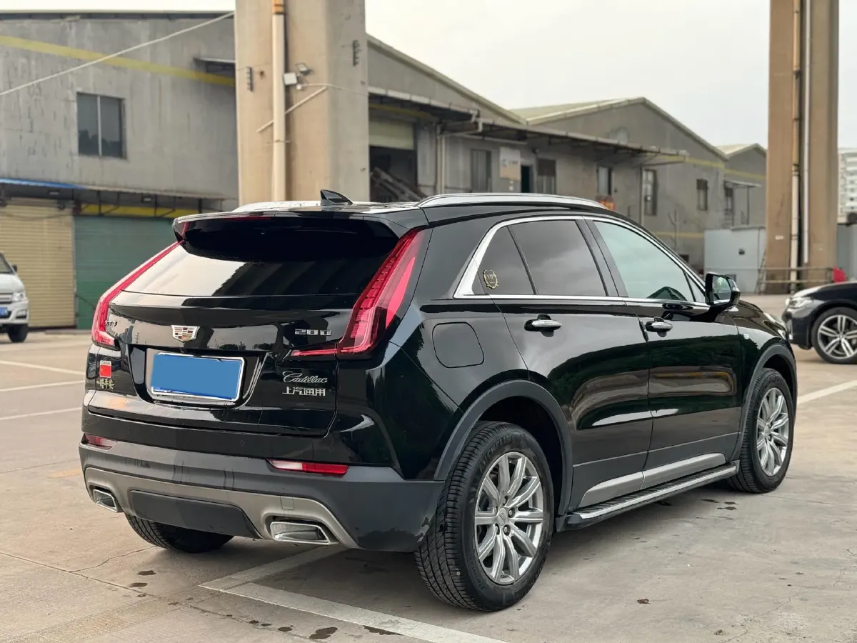 2021 Cadillac XT4 2.0T 237HP L4 9AT,autocango,china used car exporter,china ev exporter,chinese used car exporter,chinese used ev exporter