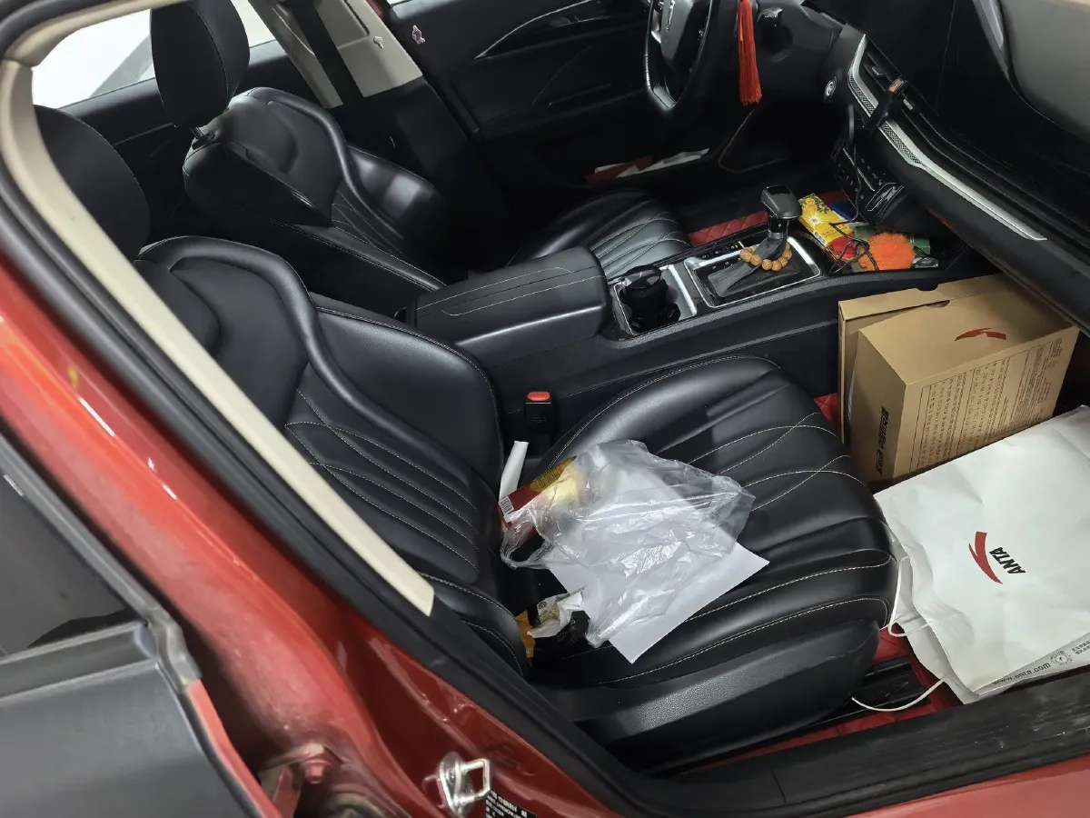 2021 Bestune B70 1.5T 169HP L4 7DCT,autocango,china used car exporter,china ev exporter,chinese used car exporter,chinese used ev exporter