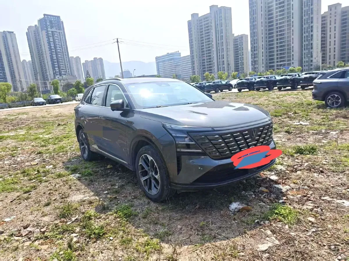 2025 ChangAn CS75 Plus 1.5T 192HP L4 8AT,autocango,china used car exporter,china ev exporter,chinese used car exporter,chinese used ev exporter