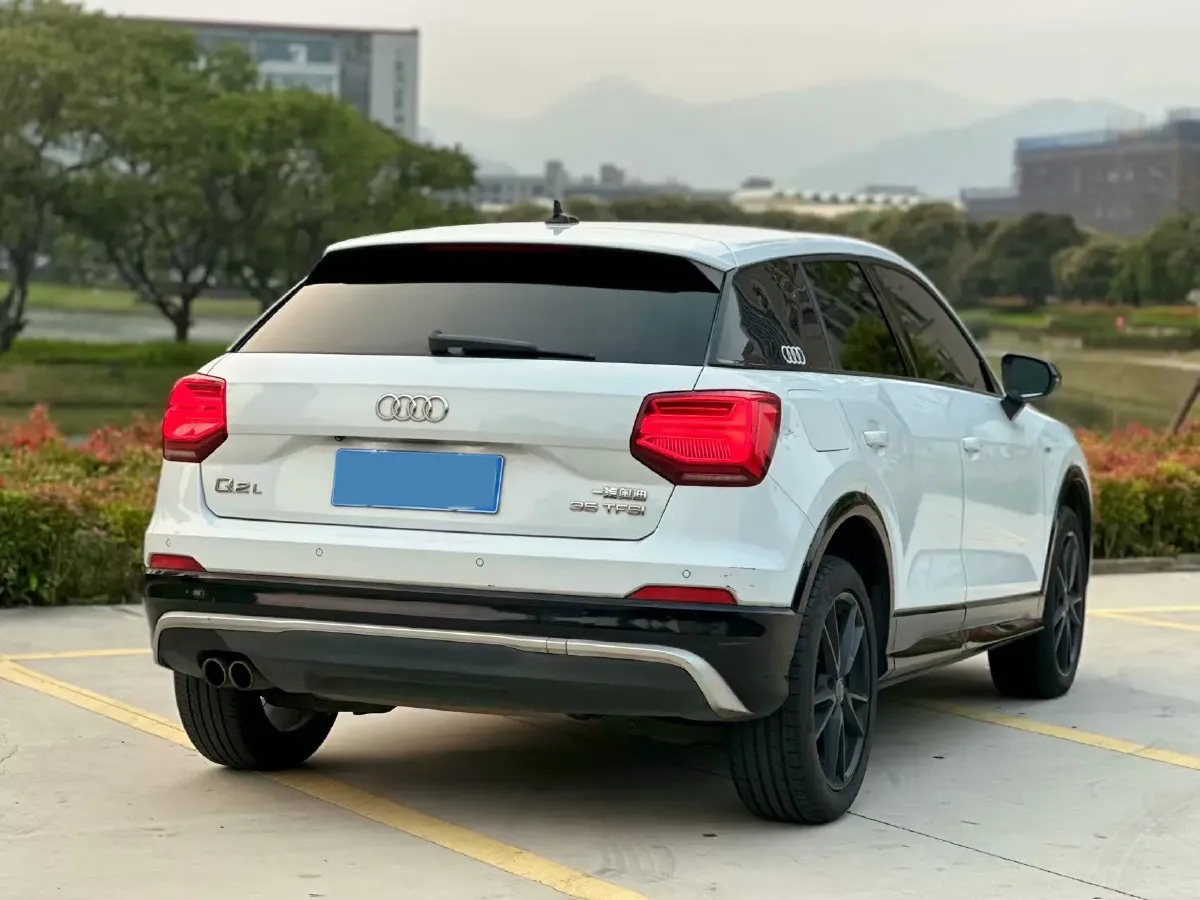2020 Audi Q2L 1.4T 150HP L4 7DCT,autocango,china used car exporter,china ev exporter,chinese used car exporter,chinese used ev exporter