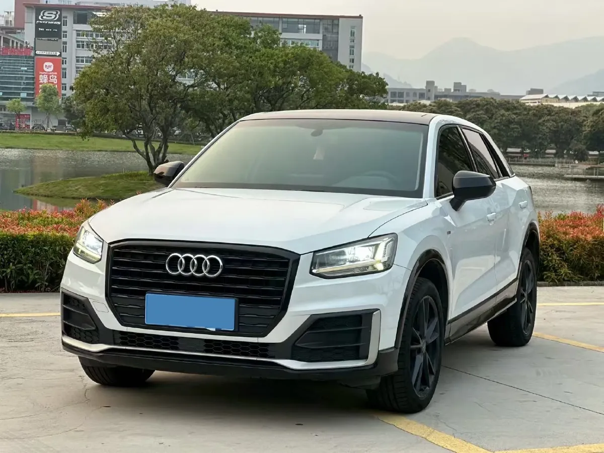 2020 Audi Q2L 1.4T 150HP L4 7DCT,autocango,china used car exporter,china ev exporter,chinese used car exporter,chinese used ev exporter