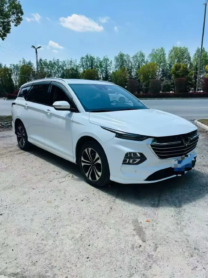 2022 WuLing KaiJie 1.5T 177HP L4 CVT,autocango,china used car exporter,china ev exporter,chinese used car exporter,chinese used ev exporter
