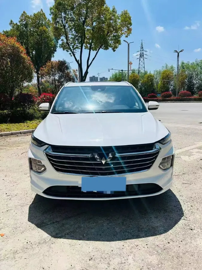 2022 WuLing KaiJie 1.5T 177HP L4 CVT,autocango,china used car exporter,china ev exporter,chinese used car exporter,chinese used ev exporter