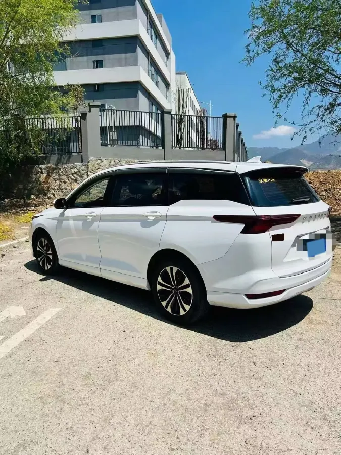 2022 WuLing KaiJie 1.5T 177HP L4 CVT,autocango,china used car exporter,china ev exporter,chinese used car exporter,chinese used ev exporter