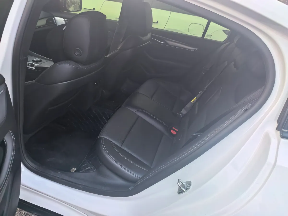 2022 Cadillac CT5 2.0T 237HP L4 10AT,autocango,china used car exporter,china ev exporter,chinese used car exporter,chinese used ev exporter