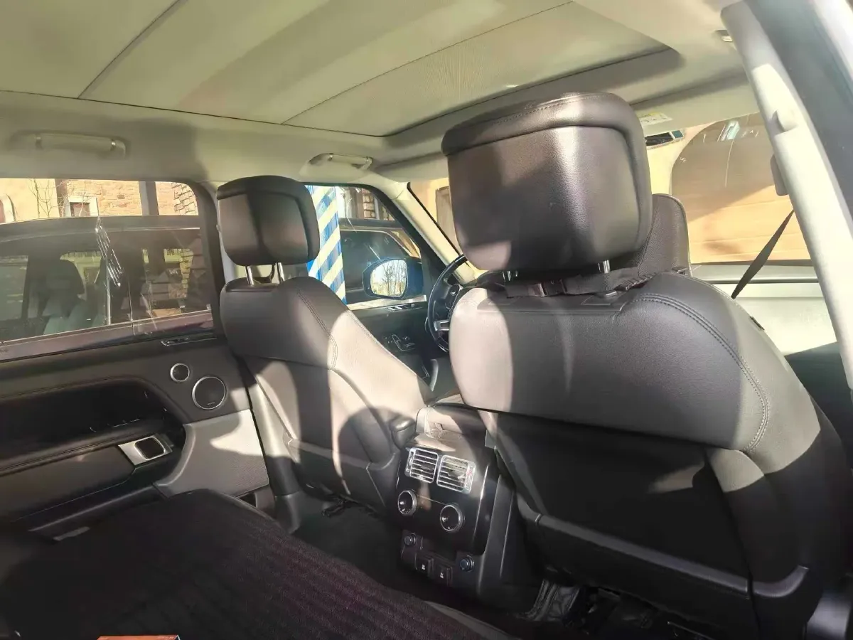 2018 Land Rover Range Rover 3.0T 340HP V6 8AT,autocango,china used car exporter,china ev exporter,chinese used car exporter,chinese used ev exporter