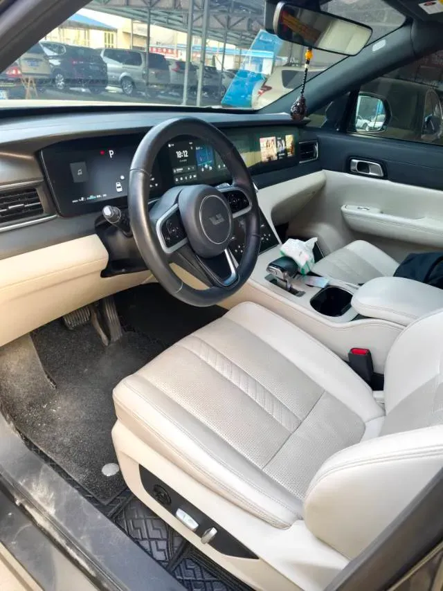 2020 Li ONE Range Extended 131HP REEV 40.5KWH,autocango,china used car exporter,china ev exporter,chinese used car exporter,chinese used ev exporter