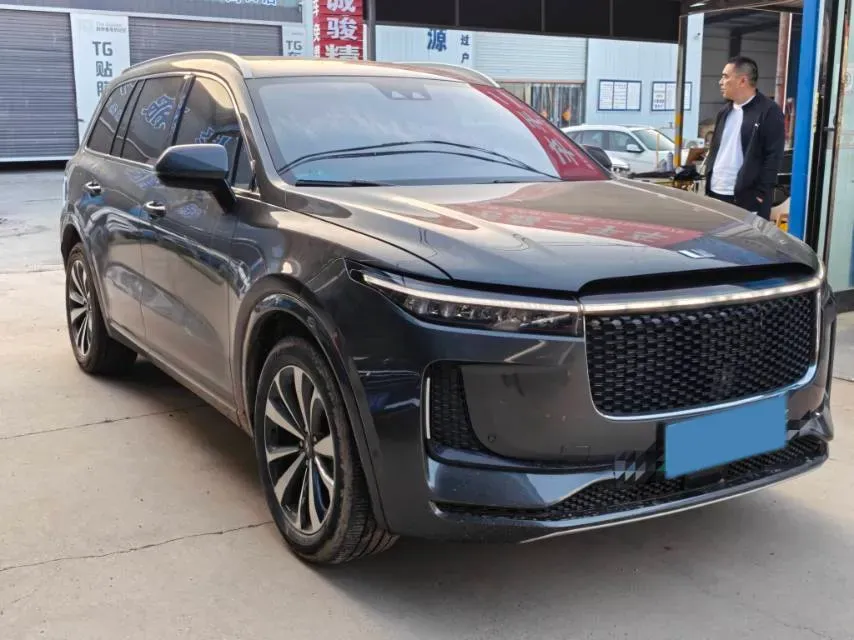 2020 Li ONE Range Extended 131HP REEV 40.5KWH,autocango,china used car exporter,china ev exporter,chinese used car exporter,chinese used ev exporter