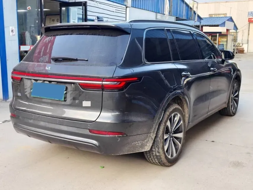 2020 Li ONE Range Extended 131HP REEV 40.5KWH,autocango,china used car exporter,china ev exporter,chinese used car exporter,chinese used ev exporter