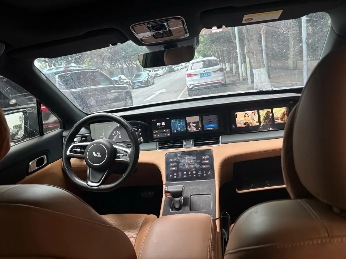 2021 Li ONE Range Extended 131HP REEV 40.5KWH,autocango,china used car exporter,china ev exporter,chinese used car exporter,chinese used ev exporter