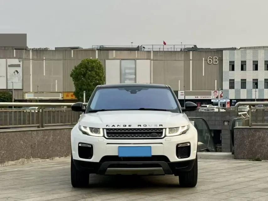 2018 Land Rover Range Rover Evoque 2.0T 241HP L4 9AT,autocango,china used car exporter,china ev exporter,chinese used car exporter,chinese used ev exporter
