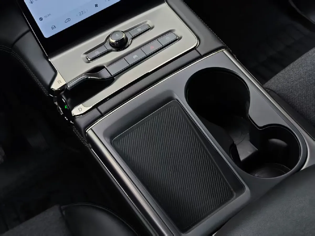 2020 NIO ES6 BEV 100KWH,autocango,china used car exporter,china ev exporter,chinese used car exporter,chinese used ev exporter