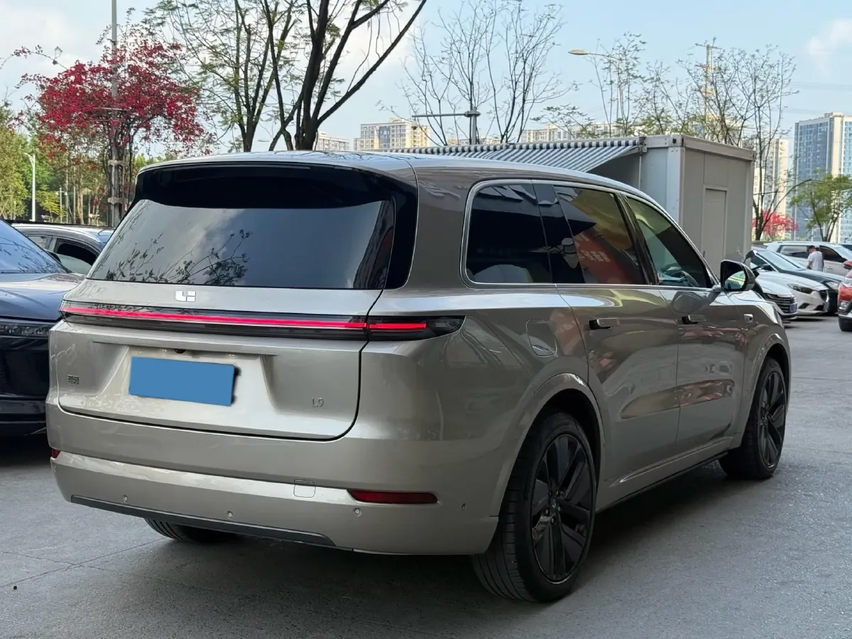 2022 Li L9 Range Extended 154HP REEV 42.6KWH,autocango,china used car exporter,china ev exporter,chinese used car exporter,chinese used ev exporter