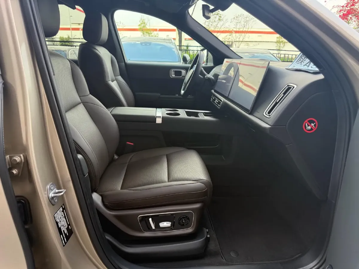 2022 Li L9 Range Extended 154HP REEV 42.6KWH,autocango,china used car exporter,china ev exporter,chinese used car exporter,chinese used ev exporter