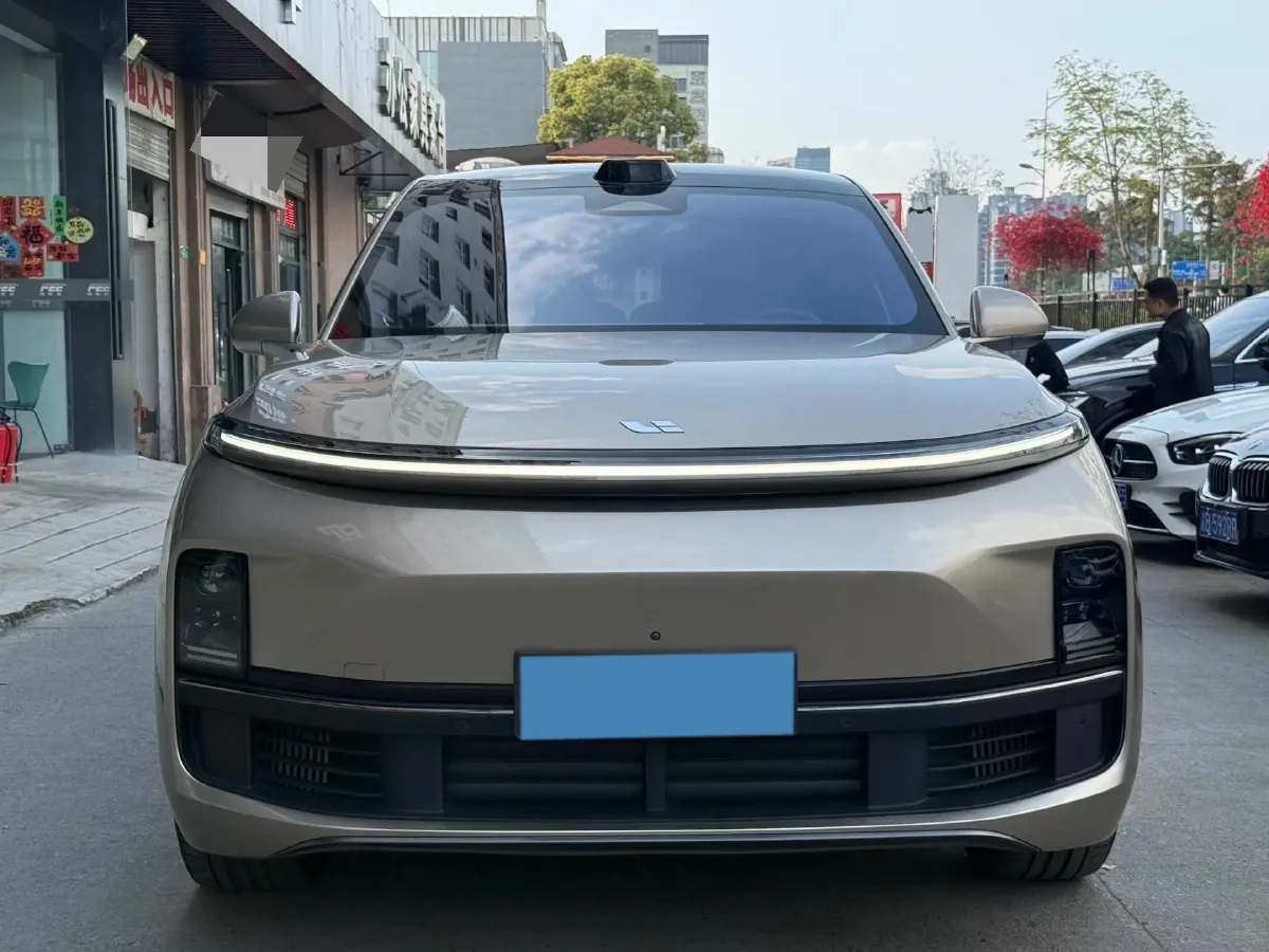 2022 Li L9 Range Extended 154HP REEV 42.6KWH,autocango,china used car exporter,china ev exporter,chinese used car exporter,chinese used ev exporter