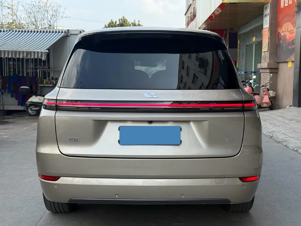 2022 Li L9 Range Extended 154HP REEV 42.6KWH,autocango,china used car exporter,china ev exporter,chinese used car exporter,chinese used ev exporter