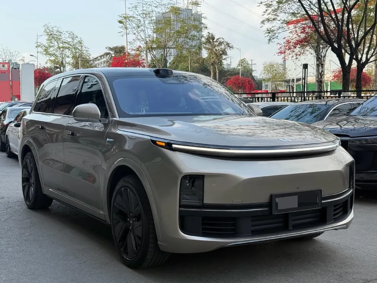 2022 Li L9 Range Extended 154HP REEV 42.6KWH,autocango,china used car exporter,china ev exporter,chinese used car exporter,chinese used ev exporter