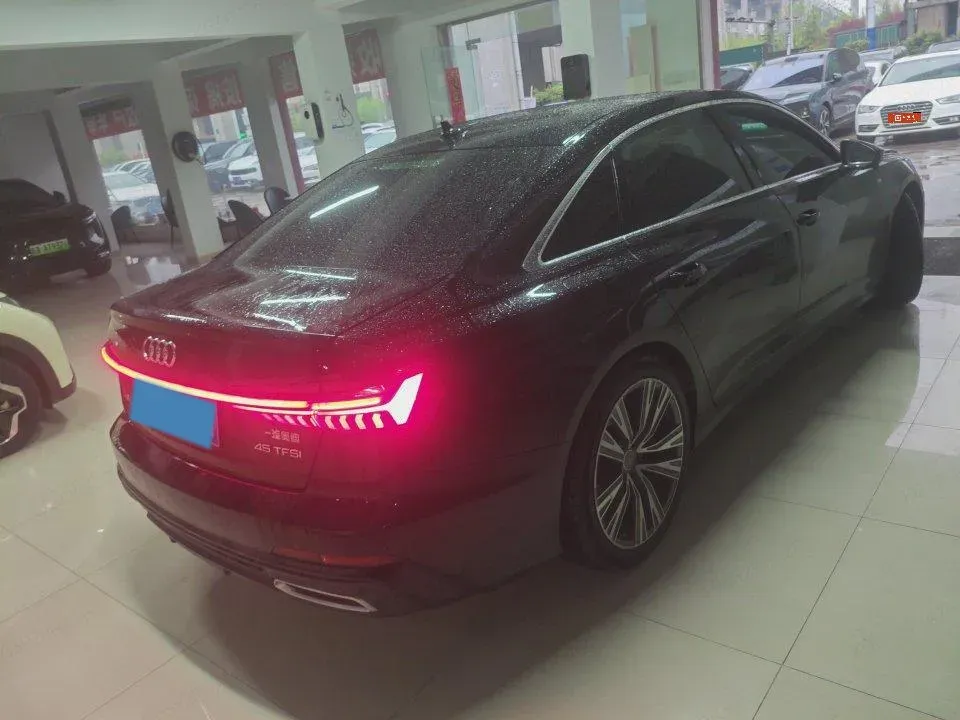 2020 Audi A6L 2.0T 224HP L4 7DCT,autocango,china used car exporter,china ev exporter,chinese used car exporter,chinese used ev exporter