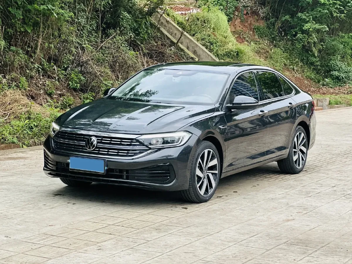 2024 Volkswagen Sagitar 1.5T 160HP L4 7DCT,autocango,china used car exporter,china ev exporter,chinese used car exporter,chinese used ev exporter